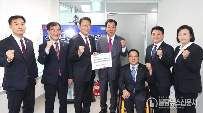 경기도의회 박재용 의원, '경기북부특별자치도 설치를 위한 특별법 제정 건의문' 국회 행안위원장에게 전달