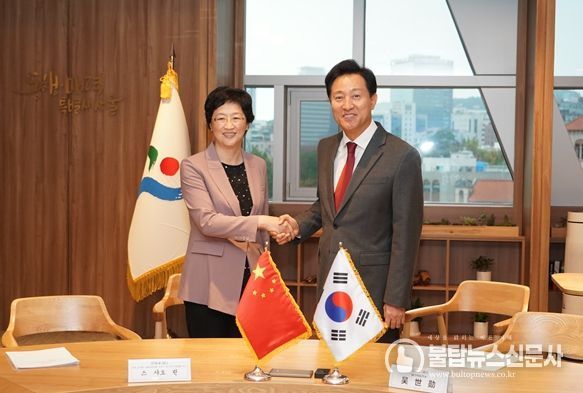 오세훈 시장은 24일(화), 스샤오린(施小琳, Shi Xiaolin) 청두시 당서기를 만나 양 도시간 교류 활성화를 논의했다.