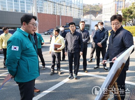 홍태용 김해시장, 해빙기 안전점검 솔선수범