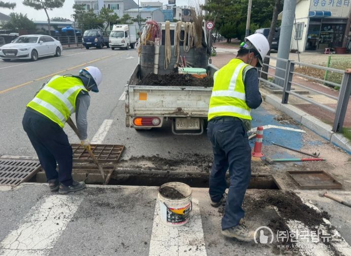 영광군, 여름 장마철 대비‘빗물받이 일제 정비