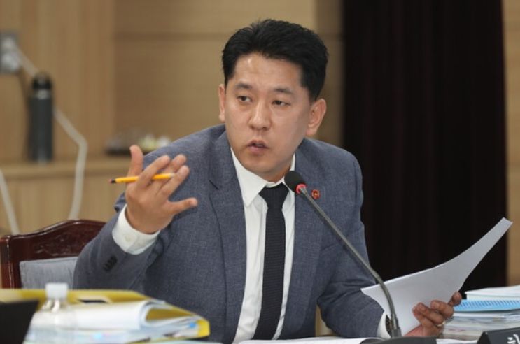 제주특별자치도의회 한권 의원