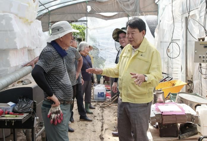 청양군 당진 정미면 딸기농장 수해복구 지원 현장