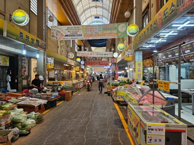전통시장 3곳에서 '온누리상품권 환급 행사