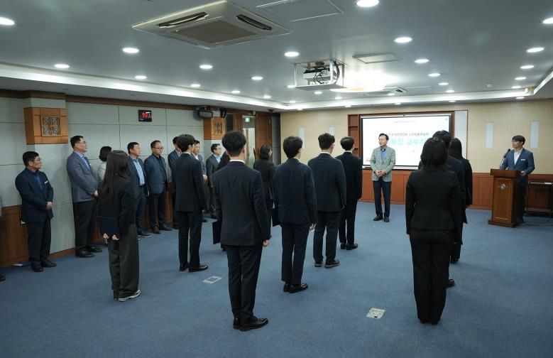 나주시가 신규 공무원 11명을 대상으로 임용장 교부식을 진행했다