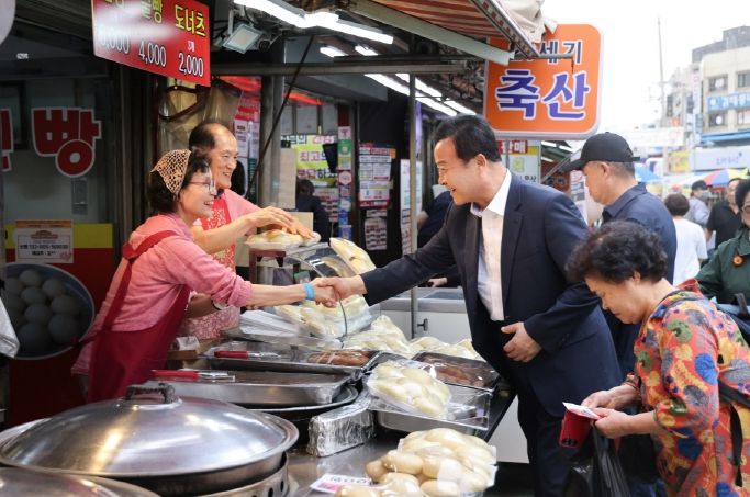의왕시, 추석 명절맞이 전통시장 장보기 행사 실시