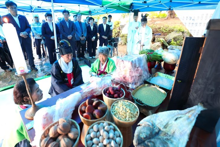 개천절 단군제