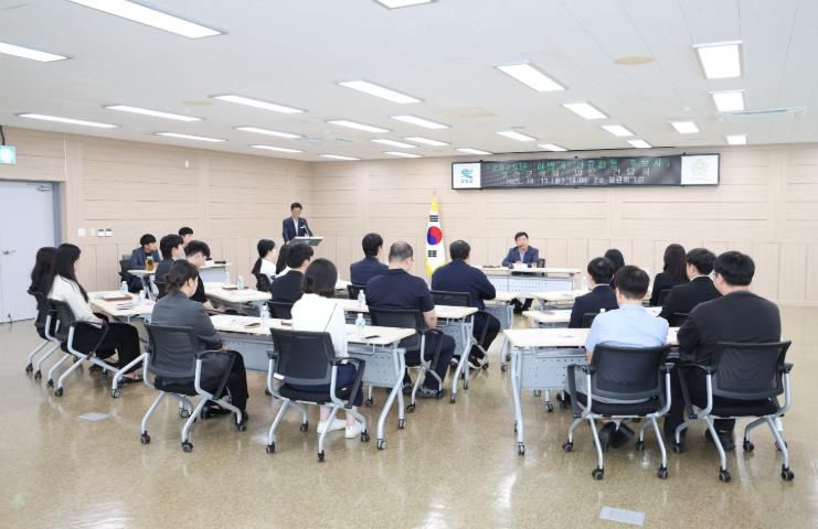 고성군의회, 신규 임용 후보자 대상 의회 견학 및 소통의 시간