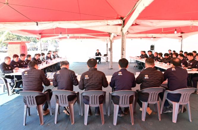 윤경희 청송군수, 축제장 현장점검 및 확대 간부회의