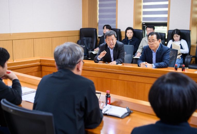 울릉군 의회, 포항지방해양수산청 방문