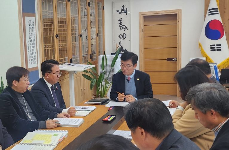 윤건영 교육감, 겨울방학 앞두고 학교 안전 총점검·취약학생까지 세심히 살필것